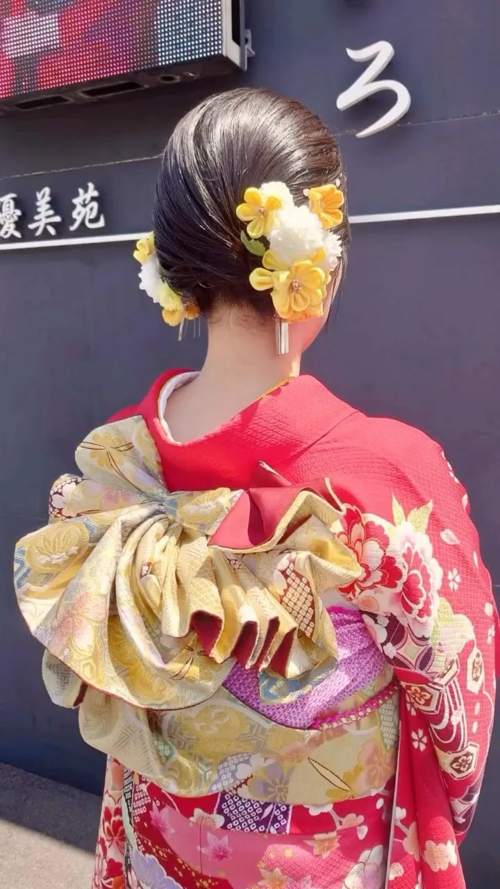 結婚式参列も第一礼装の振袖姿で華やかに😊