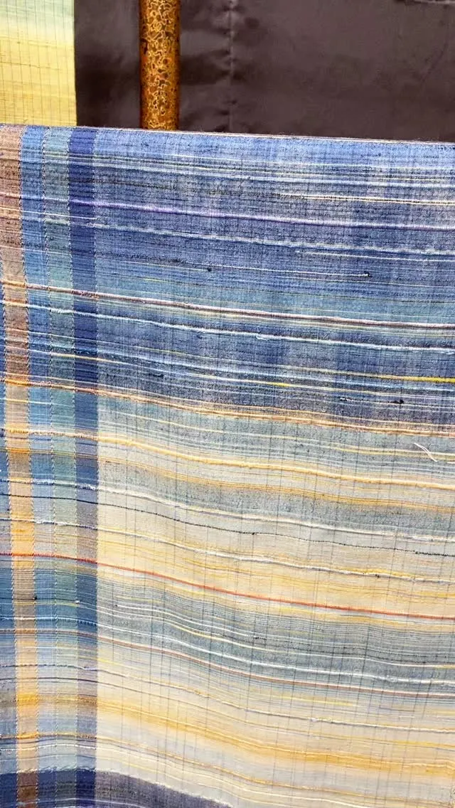 入場無料にて志村ふくみの作品をご覧いただけます。